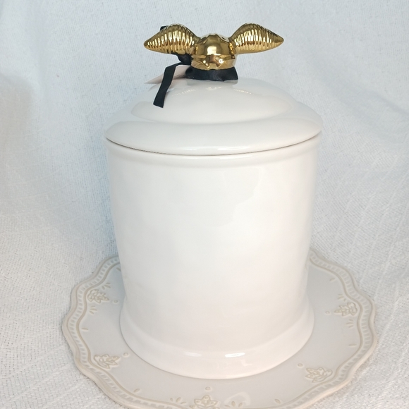 Rae Dunn × Harry Potter Golden Snitch Ceramic Cookie Jar - Picture 3 of 15